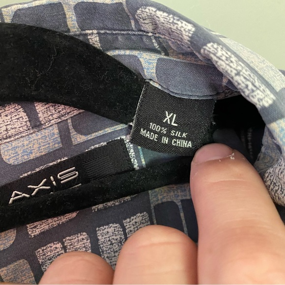 XL mens abstract vintage short sleeve button up shirt. 90s or 80s fun shirt - Picture 4 of 4